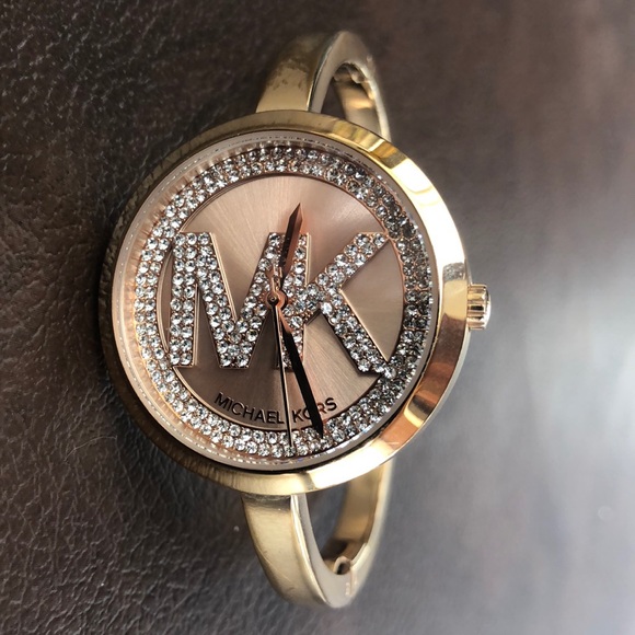 Michael Kors Accessories - ⌚️ Michael Kors Rose Gold Watch ⌚️